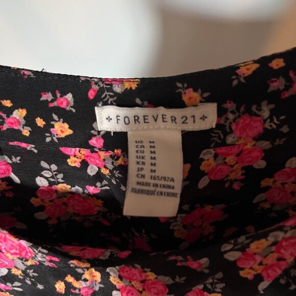 Black & Pink Floral Cut Out Summer Dress NEW (Medium) - Picture 3 of 5